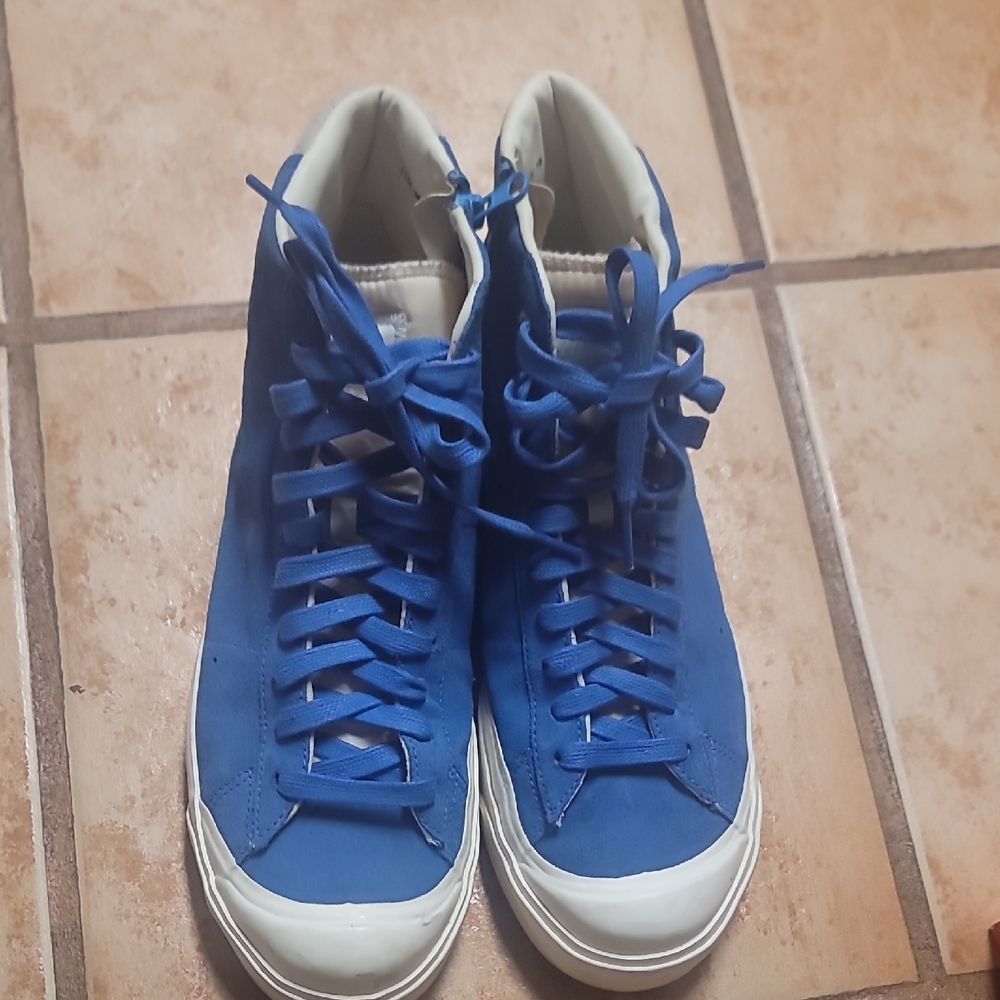 Nike Blue High-Top Athletic Shoes
